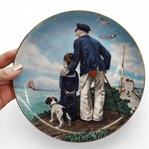 Norman‎ Rockwell Looking Out To Sea Plate Royal Eaton 1982 22K Gold Trim